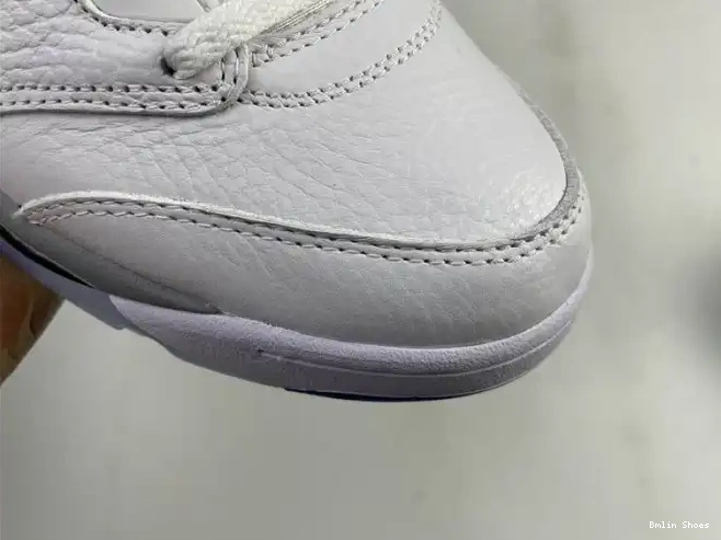 Bmlin Jordan Stealth Retro White DD0587-140 5 Air (2021) 0514